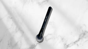 ContourGlow Cheek Fan Brush